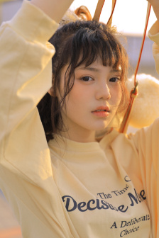 好看的冰丝美女图片